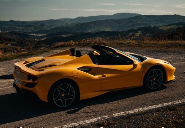 Ferrari F8 Spider.  Foto: Auto-Medienportal.Net/Philipp Rupprecht